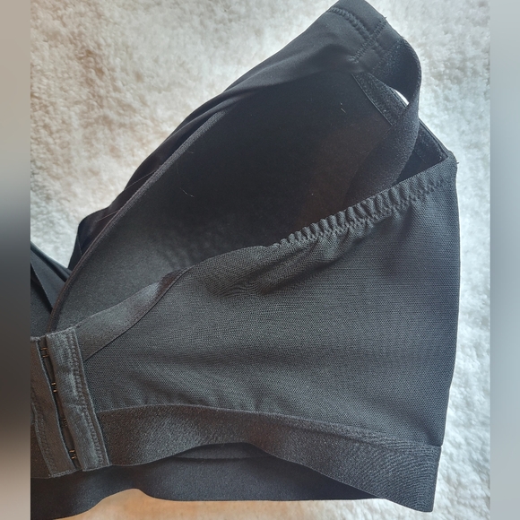 Deesse Bra - Picture 7 of 14